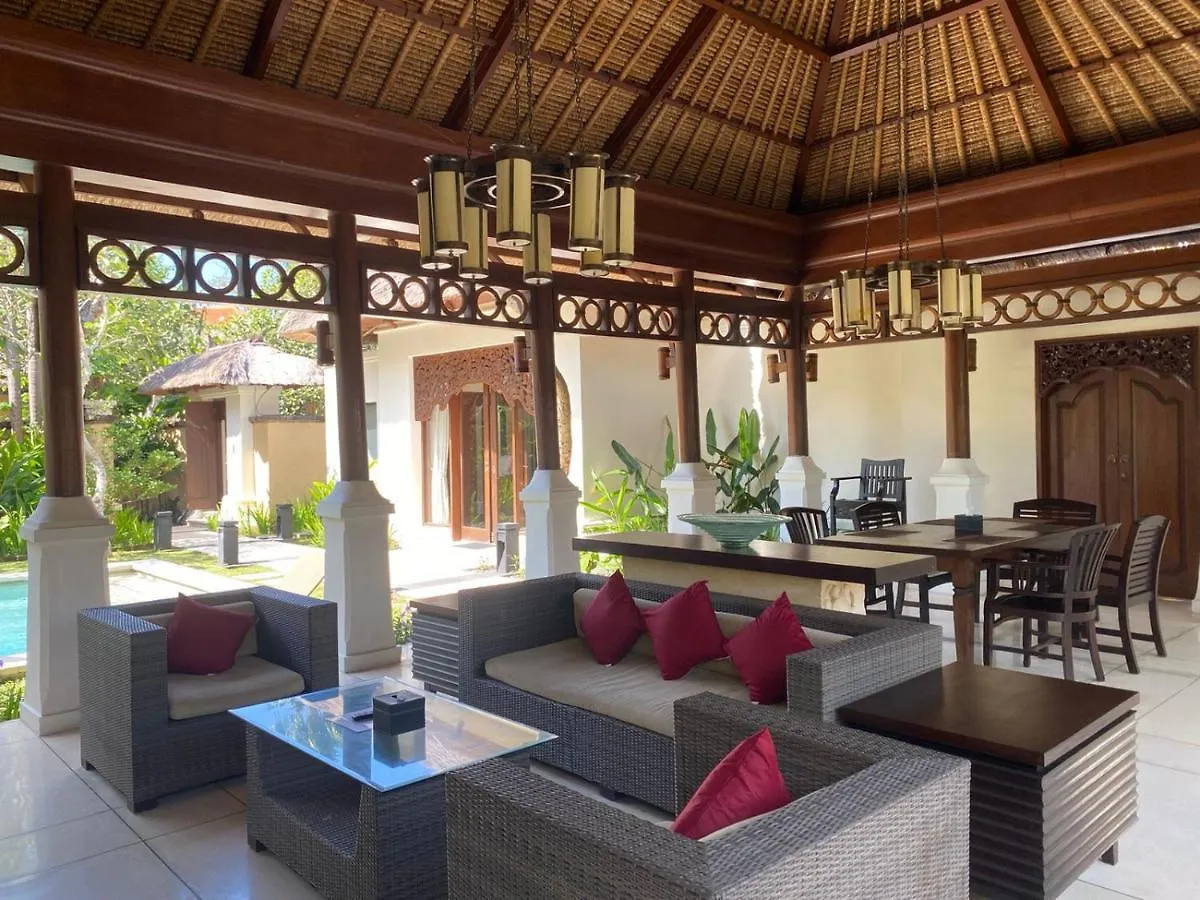 Jimbaran Beachstroll Villa