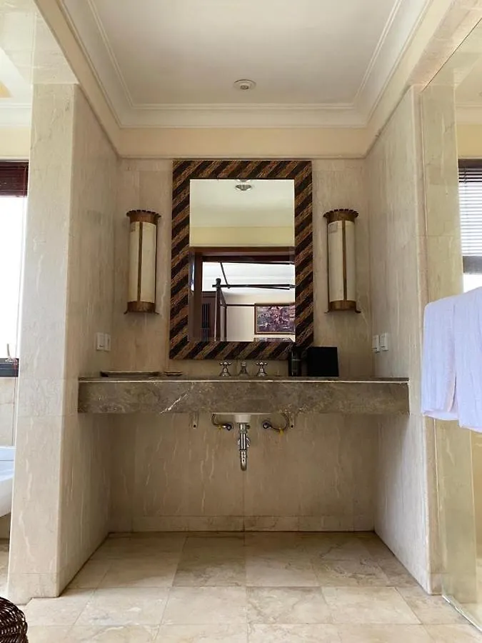 Jimbaran Beachstroll Villa