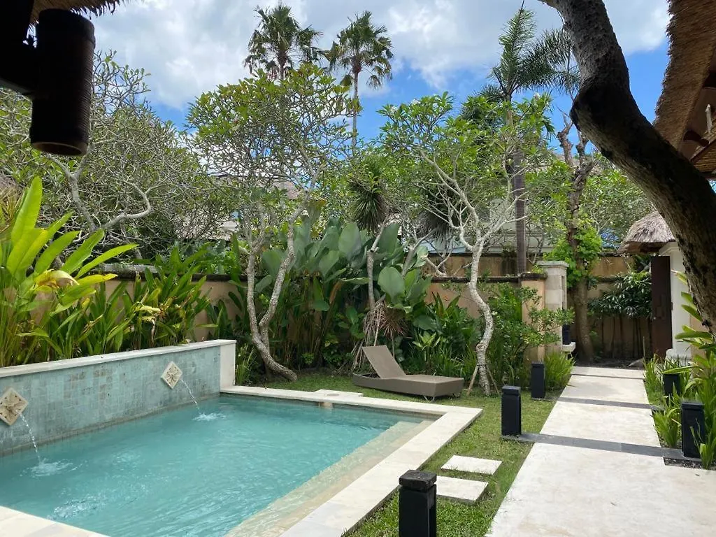 Jimbaran Beachstroll Villa