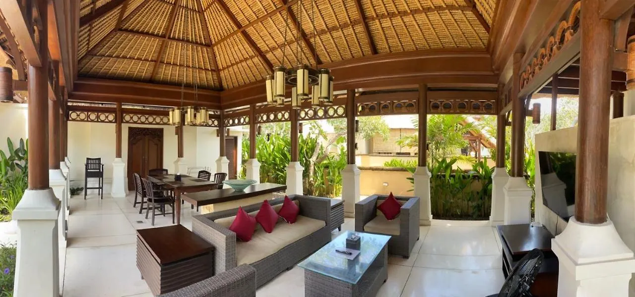 Jimbaran Beachstroll Villa